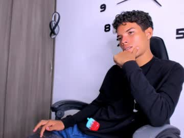 Jhojan_Foxxx_ Chaturbate stream image from September 27, 2025