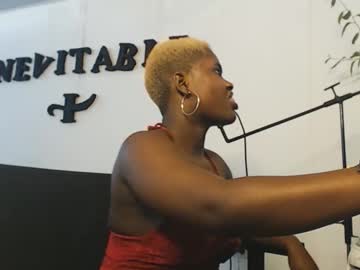 Loren2102 Chaturbate stream image from September 27, 2025