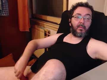 Max818k Chaturbate stream image from September 27, 2025
