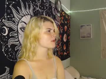 Venusastar Chaturbate stream image from September 27, 2025