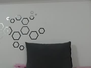 Zoe_Velvet Chaturbate stream image from September 27, 2025