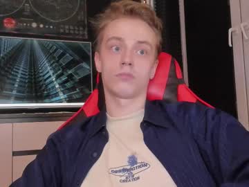 Enkeer Chaturbate stream image from September 28, 2025