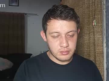 Krlozvelasco Chaturbate stream image from September 28, 2025