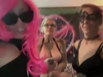Naughtypainter Chaturbate stream image from September 28, 2025