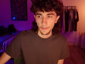 Zipdown_ Chaturbate stream image from September 28, 2025