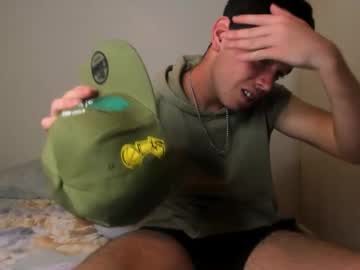 Cristo_Gill Chaturbate stream image from September 28, 2025