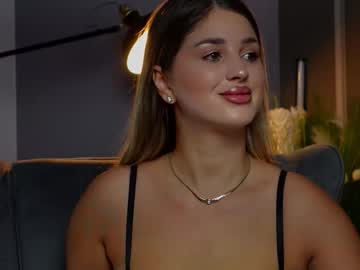 Anniestyles Chaturbate stream image from September 28, 2025