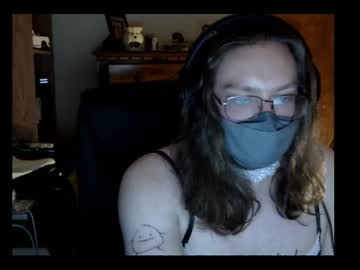 Curvyb01 Chaturbate stream image from September 28, 2025