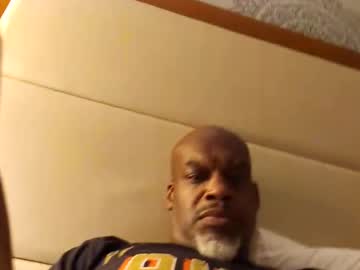 Bmoney2569 Chaturbate stream image from September 28, 2025