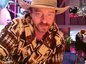 Coaldaniels Chaturbate stream image from September 28, 2025