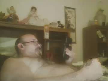 Kenndogg82131894 Chaturbate stream image from September 28, 2025