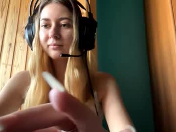 Garnettdelbo Chaturbate stream image from September 28, 2025