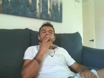Mercedes190d Chaturbate stream image from September 28, 2025