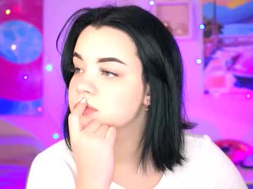 Leslierowe Chaturbate stream image from September 28, 2025