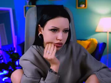 Miacain_ Chaturbate stream image from September 28, 2025