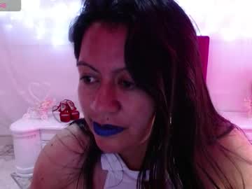 Saharajonson Chaturbate stream image from September 28, 2025