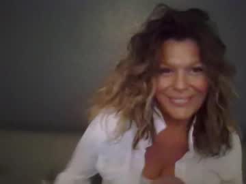 Haileys123 Chaturbate stream image from September 28, 2025