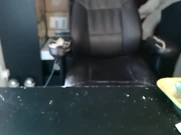 Miaking Chaturbate stream image from September 28, 2025