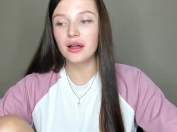 Evaamillerr Chaturbate stream image from September 28, 2025