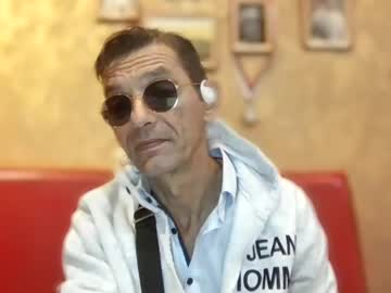 Dreambob Chaturbate stream image from September 28, 2025