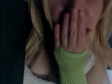 Blontsex Chaturbate stream image from September 28, 2025