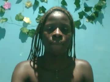 Honey_Bug2 Chaturbate stream image from September 28, 2025