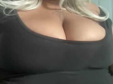 Lillaplamb Chaturbate stream image from September 28, 2025