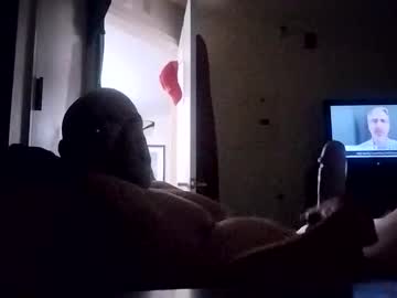 Manwellhung1376 Chaturbate stream image from September 29, 2025
