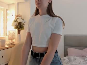 Collardnicole Chaturbate stream image from September 29, 2025
