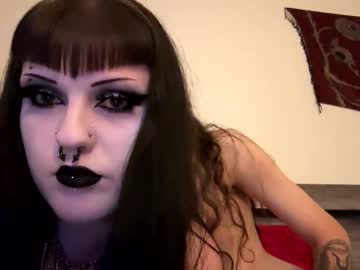 Gothcouplee Chaturbate stream image from September 29, 2025