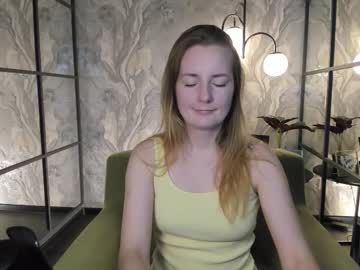 Meggysun Chaturbate stream image from September 29, 2025