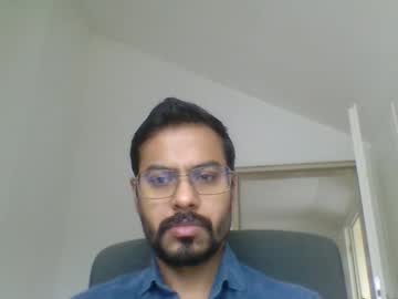 Sharmamanxyz Chaturbate stream image from September 29, 2025