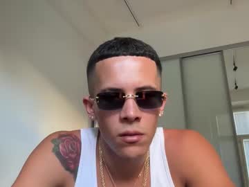 Duncancollins Chaturbate stream image from September 29, 2025