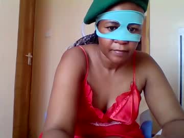 Wothaya Chaturbate stream image from September 29, 2025