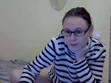 Zyuhre Chaturbate stream image from September 29, 2025