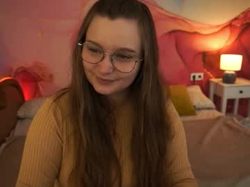 Magicpeachhs Chaturbate stream image from September 29, 2025
