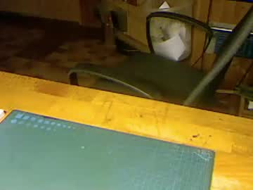 Pomme1949 Chaturbate stream image from September 29, 2025