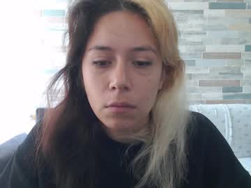 Hot_Mommymia Chaturbate stream image from September 29, 2025