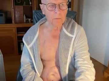 Reteid Chaturbate stream image from September 29, 2025