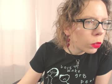 Saradesirexo Chaturbate stream image from September 29, 2025
