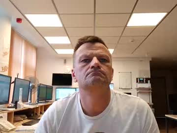 Guschidick Chaturbate stream image from September 29, 2025