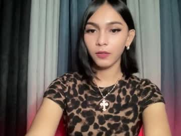 Pearlmoore Chaturbate stream image from September 29, 2025