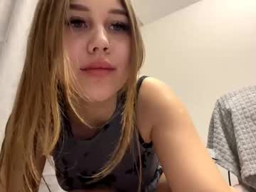 Dixiecritchley Chaturbate stream image from September 29, 2025