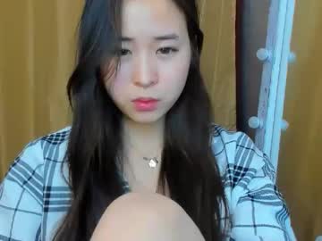 Ginnycherry Chaturbate stream image from September 29, 2025