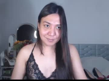 Stellahugets Chaturbate stream image from September 29, 2025