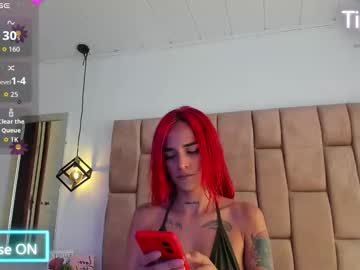 Ravynrouge_ Chaturbate stream image from September 29, 2025