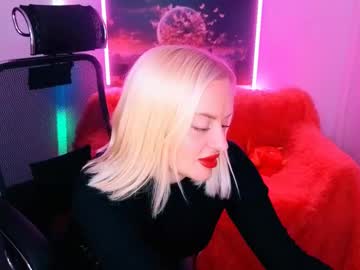 Miss_Alice_Silver Chaturbate stream image from September 29, 2025