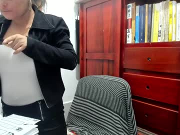 Skin_Taste Chaturbate stream image from September 29, 2025