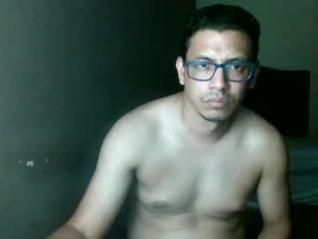 Damnsexy0102 Chaturbate stream image from September 29, 2025