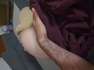Goldengiulia Chaturbate stream image from September 29, 2025